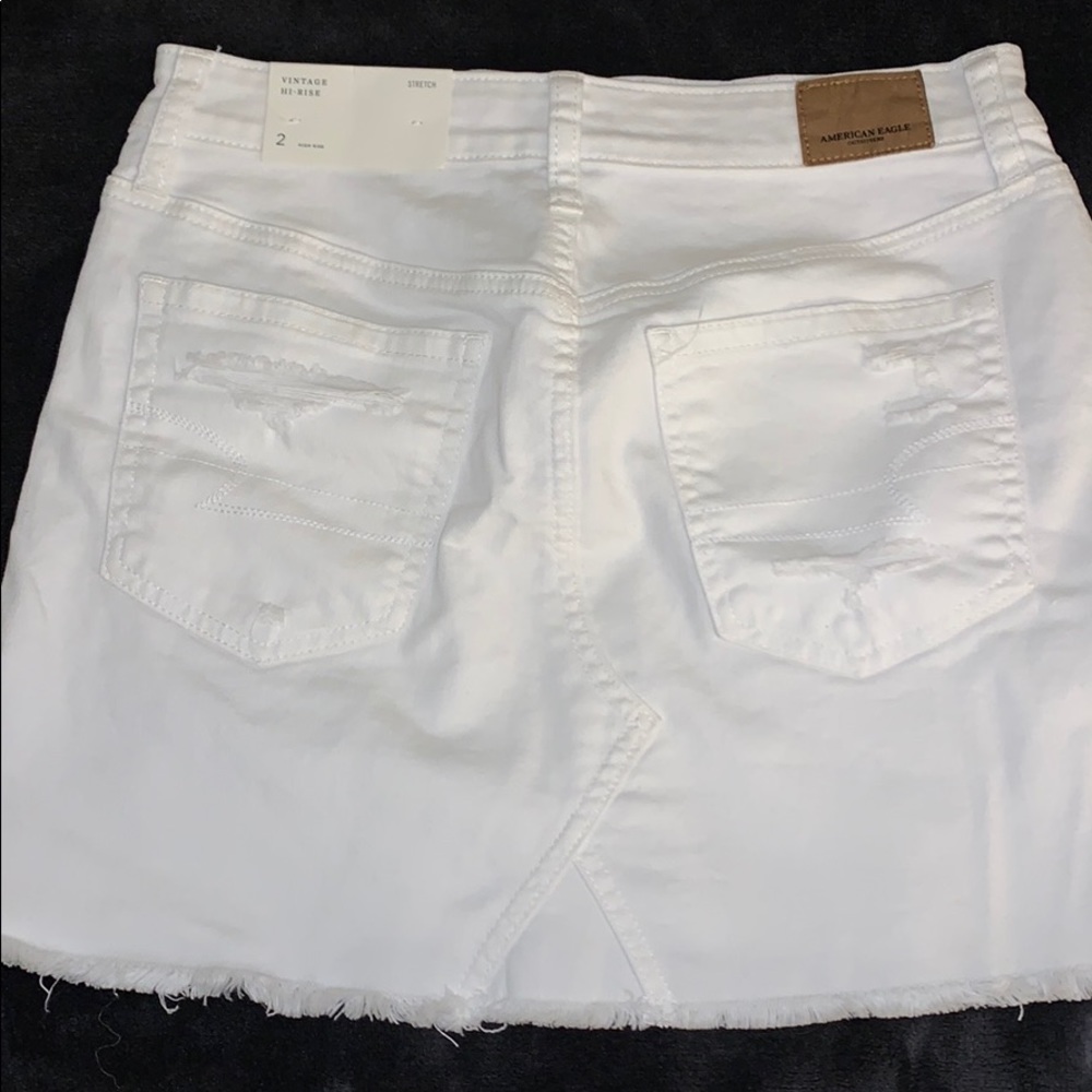 American Eagle Hi-Rise white skirt
